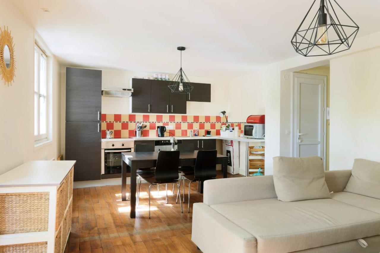 Located In The Heart Of The City Of Тур Экстерьер фото